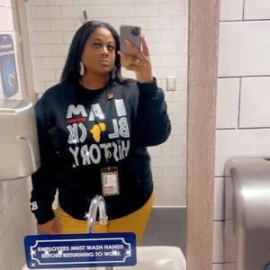 Meet your Posher, Noelani